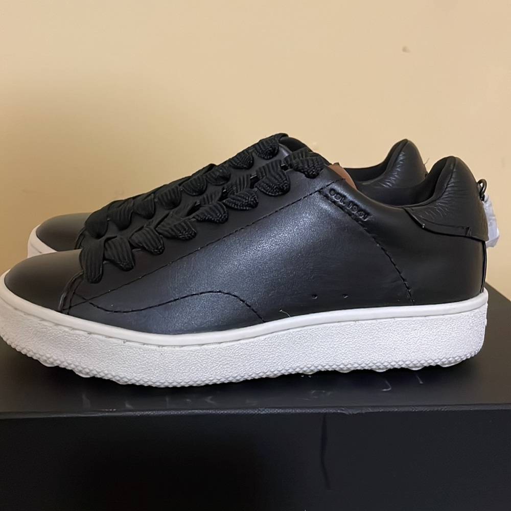 Coach Est 1941 G3107 LowTop Sneakers. Size 5.5B